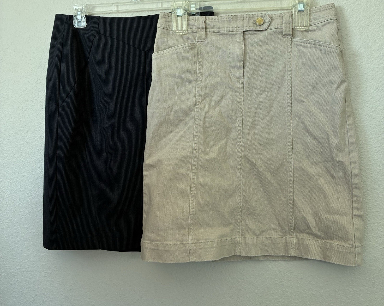 Women’s Lot Of 2 Pencil Skirts Worthington Size 6 And Talbots 6 Petite