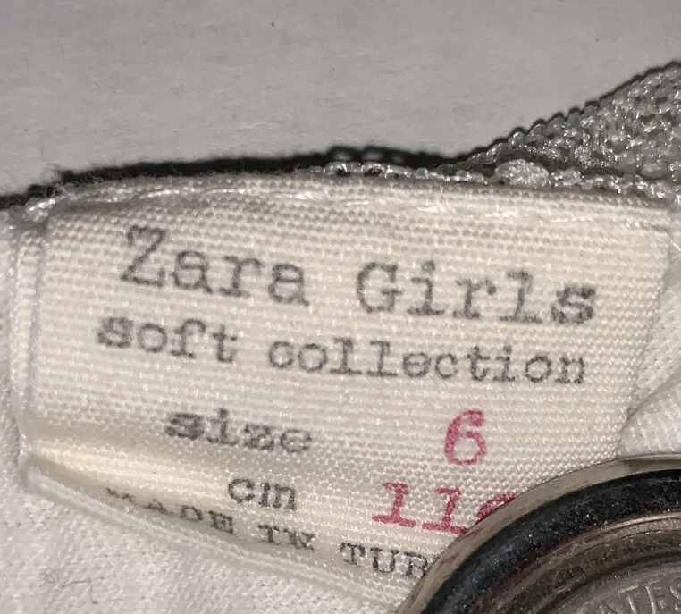 Usado - Vestido Zara Niños Línea A Forrado Transparente Niñas (Talla 6) Foto 3 de 4