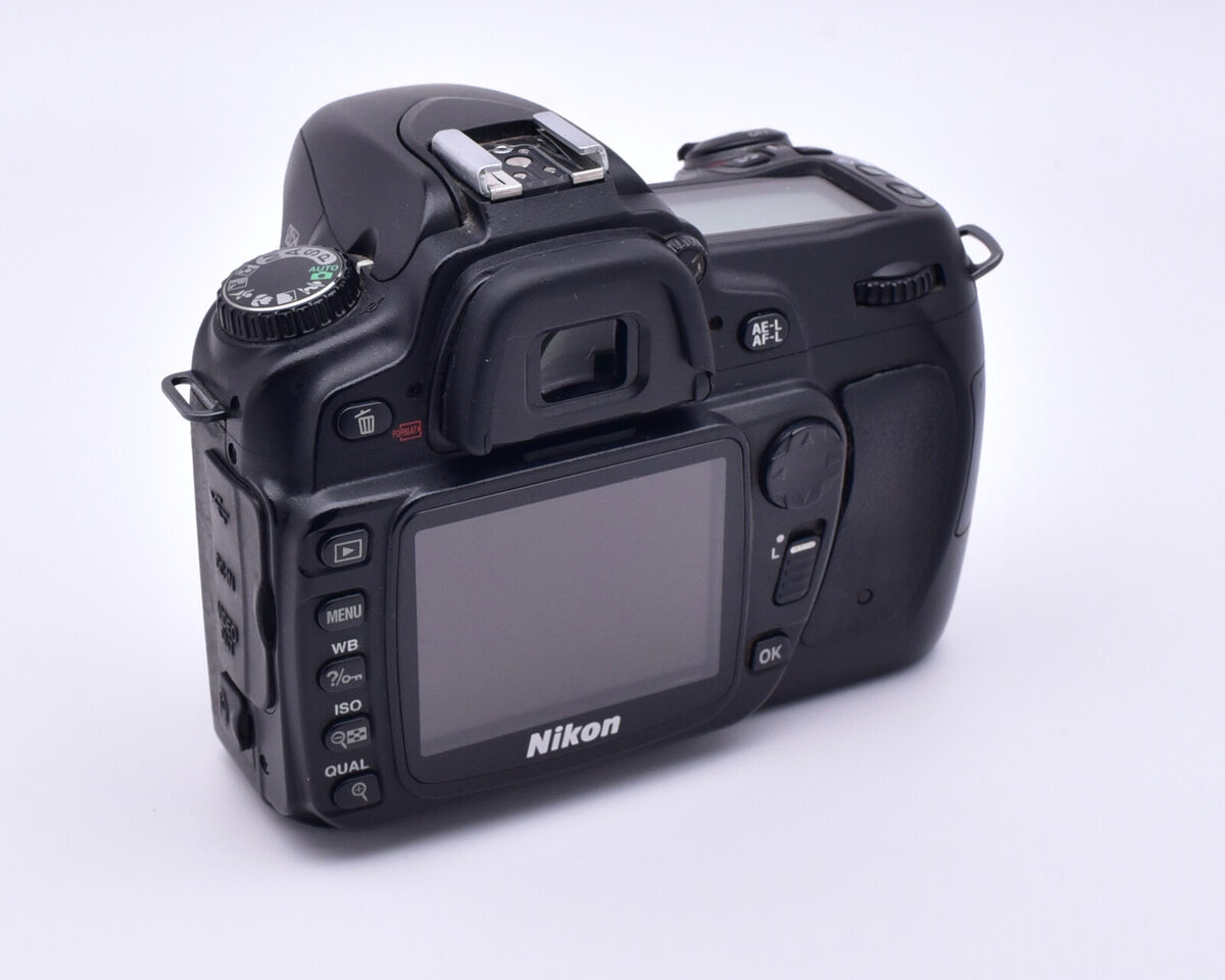 Nikon D80 10.2MP Digital SLR Camera Black Body Only DX READ Nikon D80 10.2MP Digital SLR Camera Black Body Only DX READ