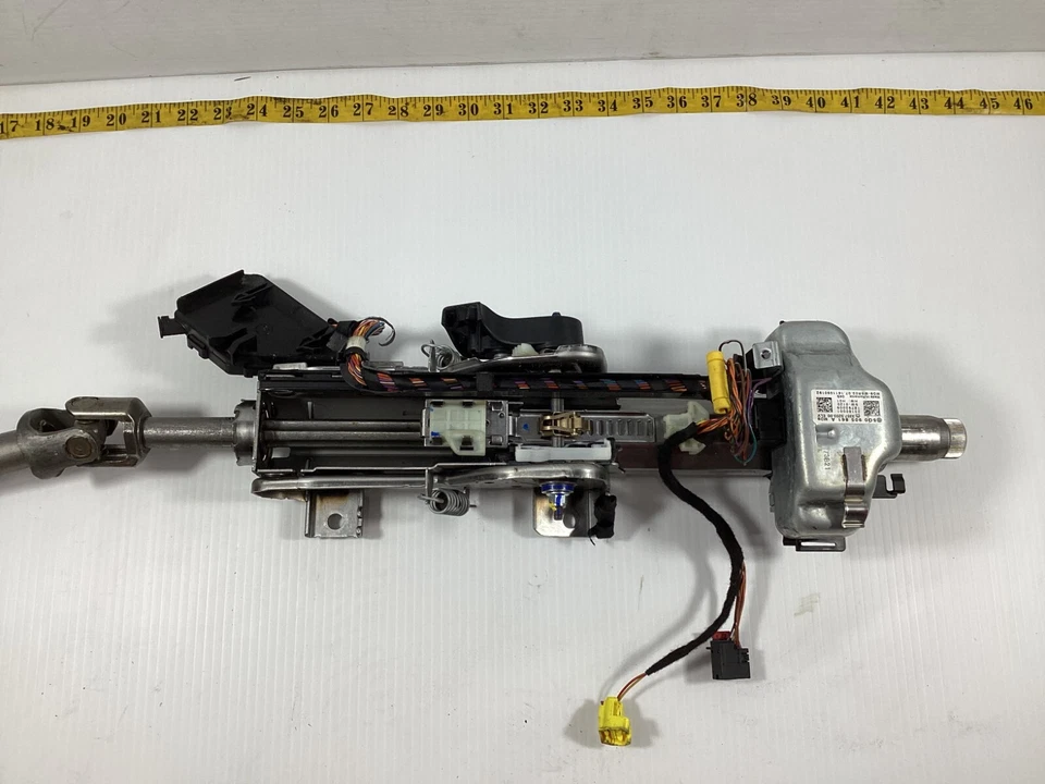 2015 - 2019 Volkswagen GTI Steering Column w/ Column Lower Shaft 5Q0905861A OEM. - Image 3 of 4