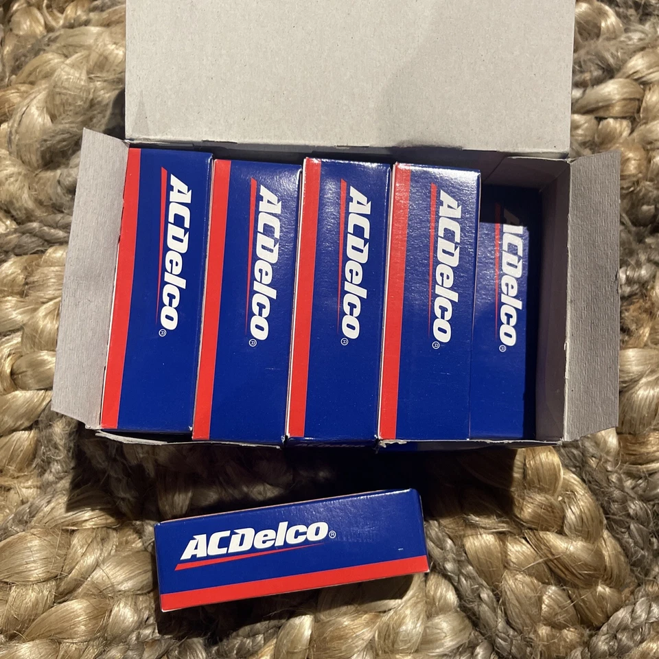 ACDelco Spark Plugs R42xls X 10 - Image 2 of 3