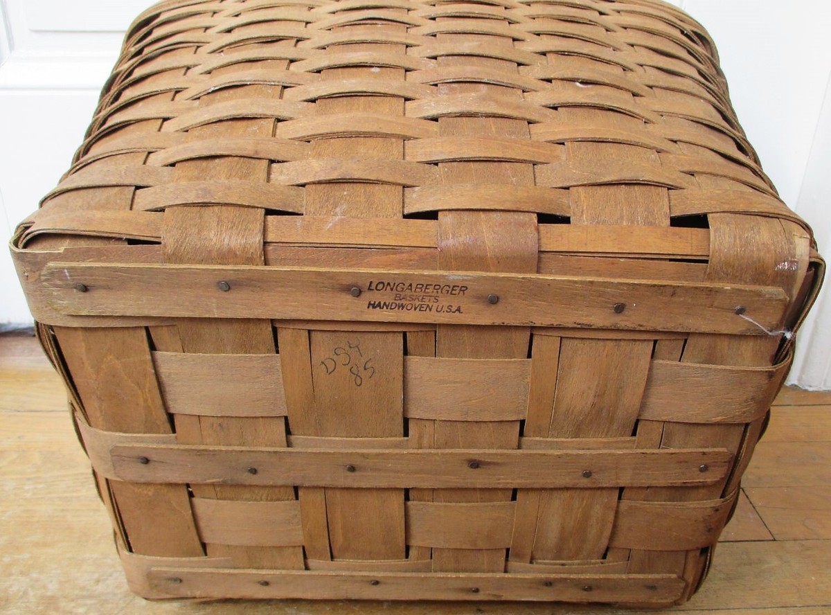 Longaberger Picnic Basket 1984 DSY Signature, Large with Lid