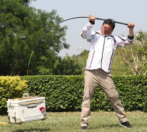 Rock Fishing Rod Carp Telescopic Rod Spinning Rod Carbon Fiber Pole 2.1M-3.6M - Picture 28 of 48