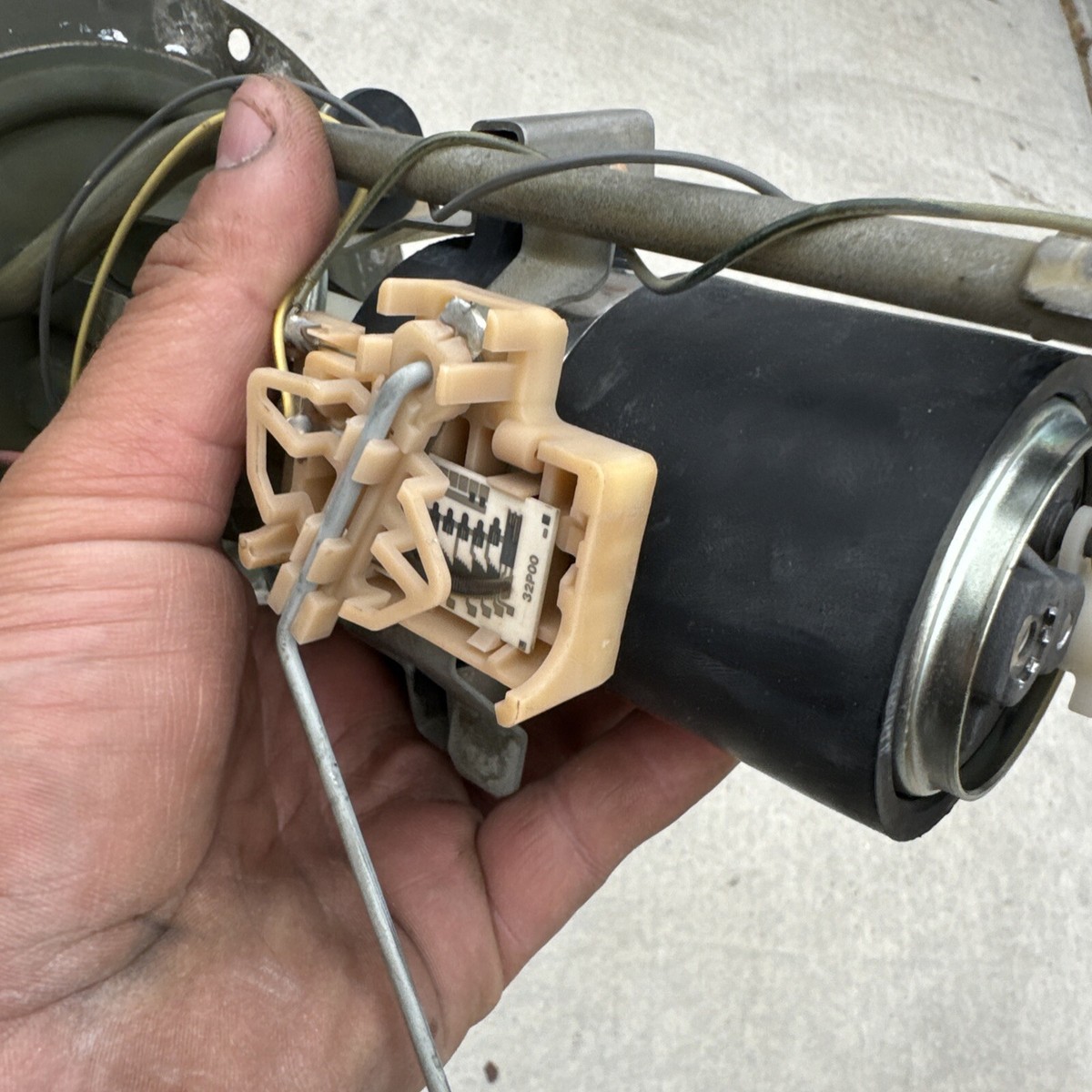つーさん2/4 90-96 NISSAN 300ZX Z32 2+2 FUEL PUMP SENDING UNIT ASSEMBLY
