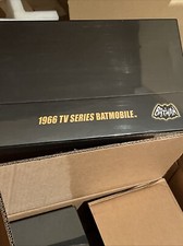 Hot Wheels Super Elite 1:18 Batmobile NEW Factory Sealed 1st Release 2008