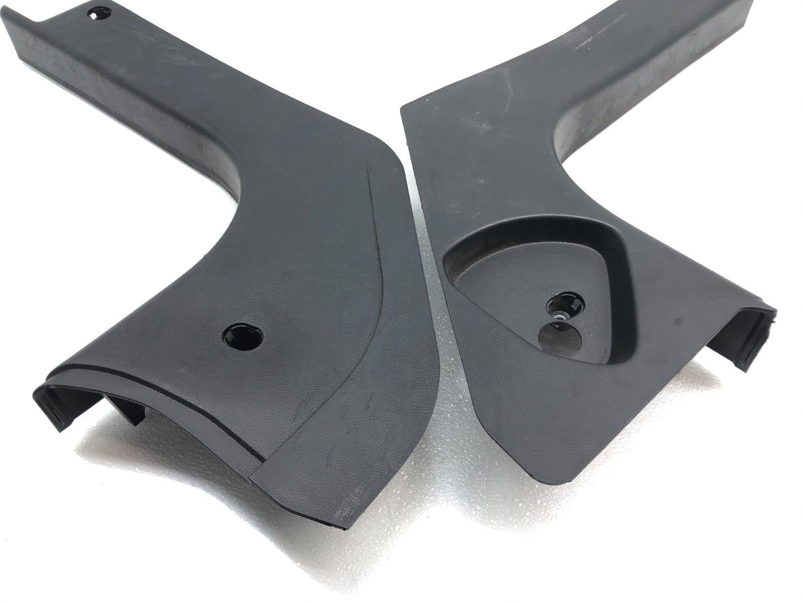 2014-2019 MASERATI GHIBLI FRONT DOOR SCUFF TRIM COVER PANELS PAIR X2 OEM.