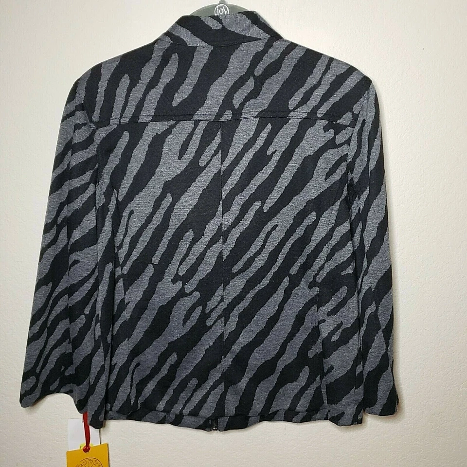 New Ruby Rd. Women's Size 10 Full Zip Sport Jacket Animal Print MSRP $64 (A5) - Image 4 of 4