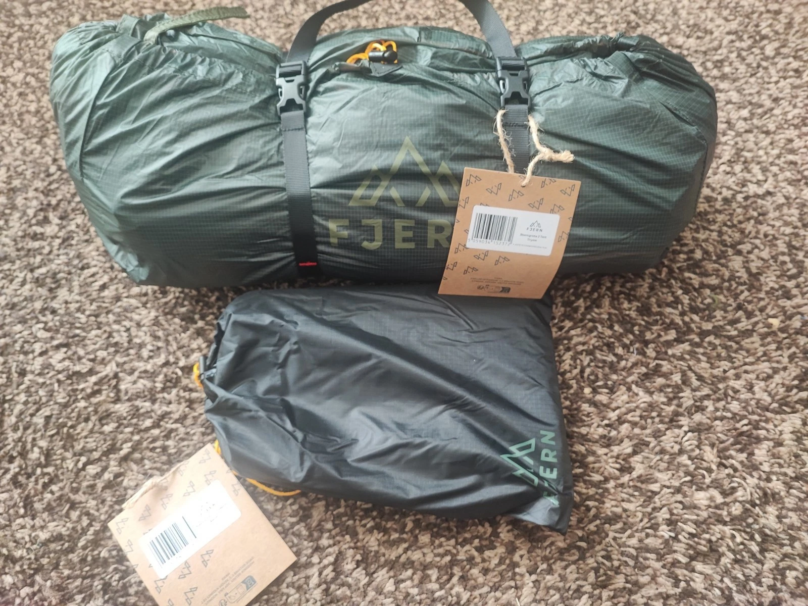Fjern Stormgrotta 2 Person Lightweight Backpacking Tent Green + Footprint
Opens in a new window or t