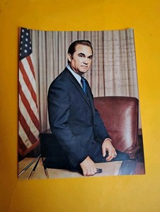George C. Wallace Autographed Photo / Alabama Gov /Segregation /Pres Candidate