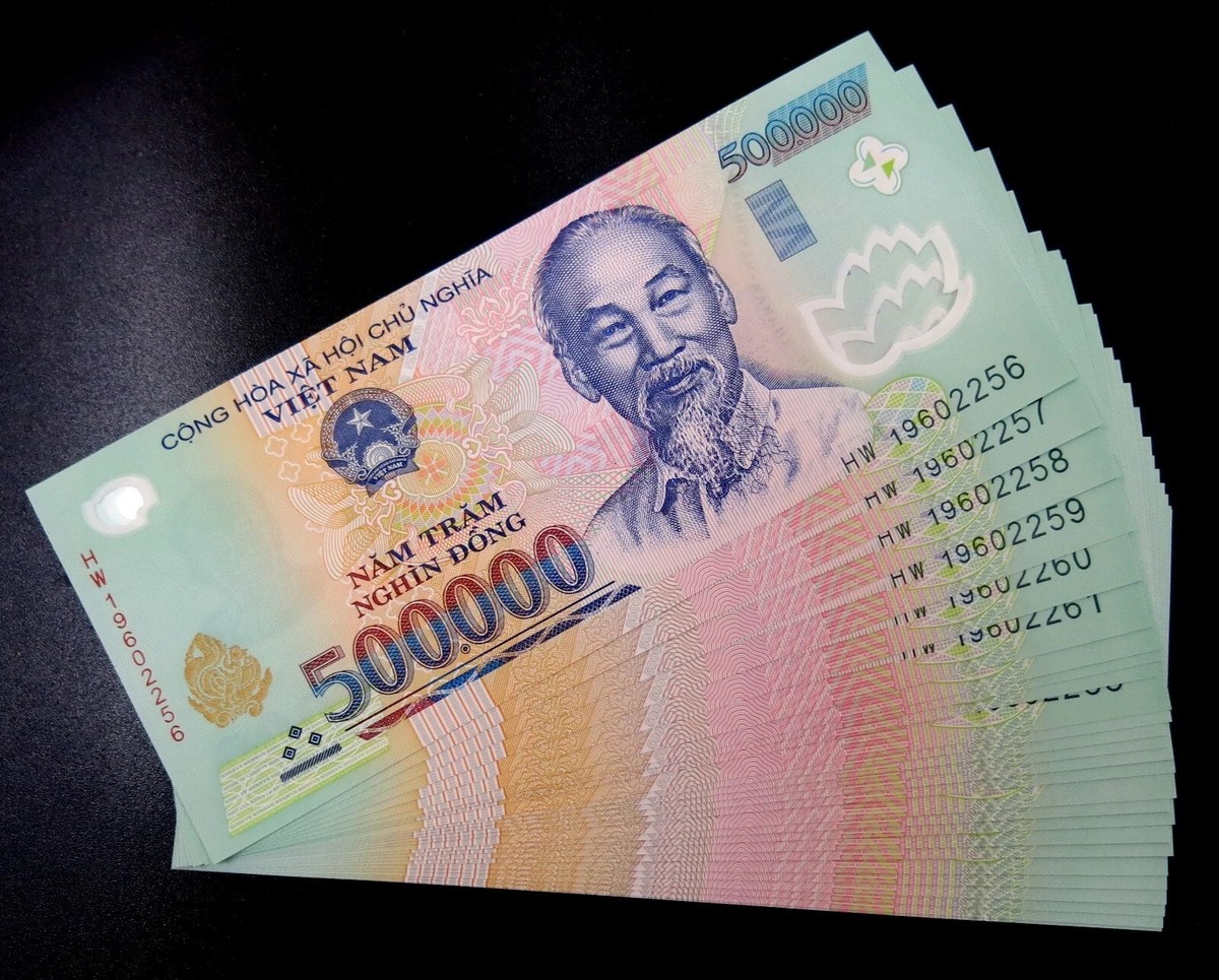 10 MILLION VIET NAM DONG ( 20 ) 500,000 VND CURRENCY BANKNOTES w