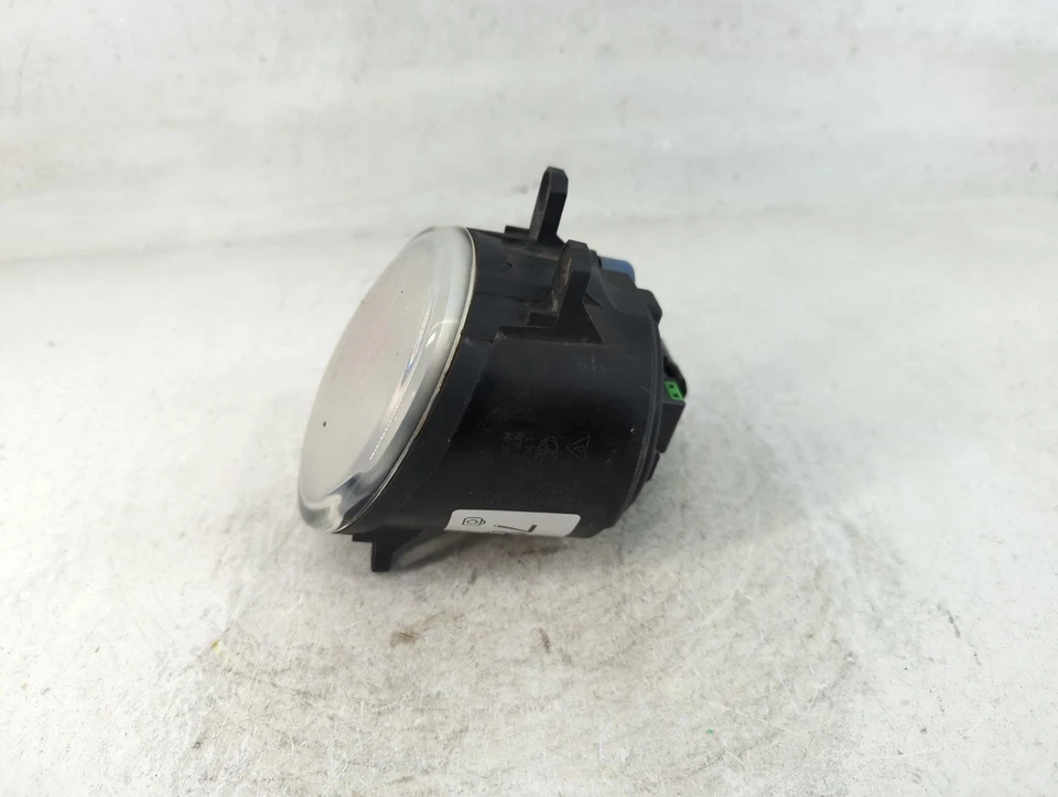 Luz delantera derecha Toyota Camry 2007-2014 pasajero OEM UVYRN Foto 4 de 4