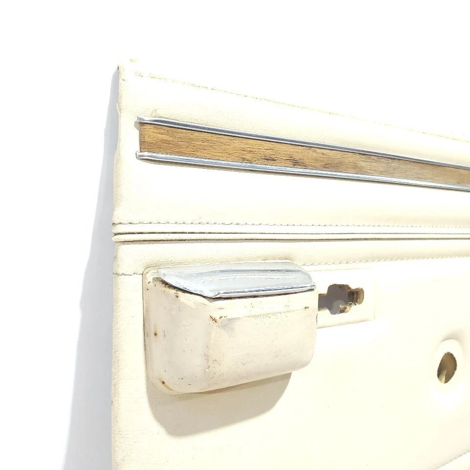 Jeep Grand Wagoneer 1989 OEM puerta trasera derecha panel moldura tiene desgaste  Foto 3 de 4