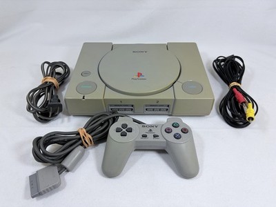 Sony PlayStation 1 PS1 SCPH-9001 Tested W/ Cables 1 Controller *YELLOW STAINED*