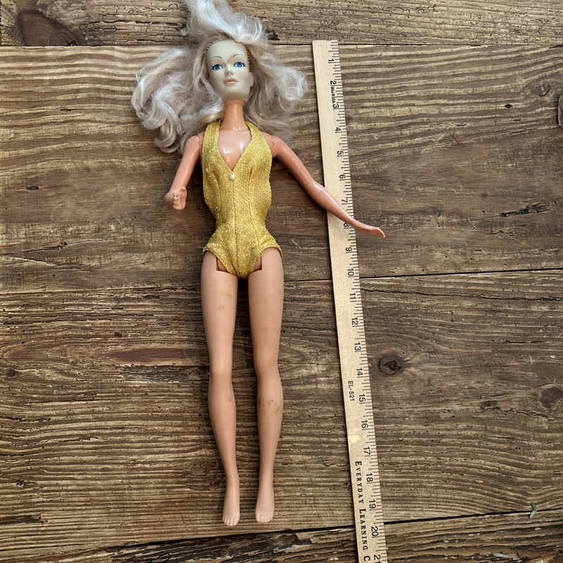 Mego Candi 18" Vintage 1978 Twist N Turn Waist