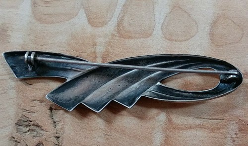 Vintage Modernist Sterling Silver Ribbon Brooch Pin 2.75" Long 5.8 Grams - Picture 3 of 7