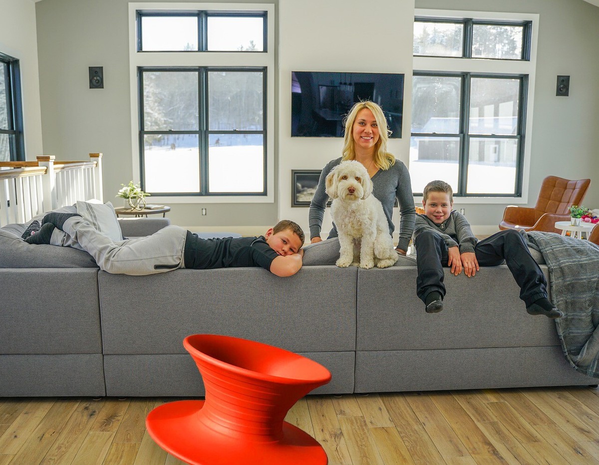 オサム回転椅子 360° Rotating Gyro Spun Chair – Ergonomic Spinning Swivel Chair
