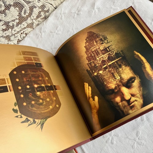 The Particle Tarot The Major Arcana Dave McKean Photographs in Dust Jacket - Picture 6 of 13