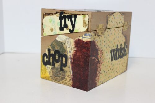 Kitchen Recipe Box W/ Magnetic Latch Filled with Mostly hand Written Recipes - Picture 5 of 8