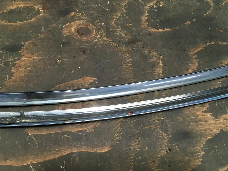 2008 宝马 750Li E66 UPPER 车厢乘客和驾驶员侧外模塑装饰原始设备制造商+ — 第 4/4 张图片