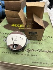 1939 Ford Deluxe Nos Dash Oil Pressure Gauge 91a-9273b 1939 Ford Deluxe Nos Dash Oil Pressure Gauge 91a-9273b