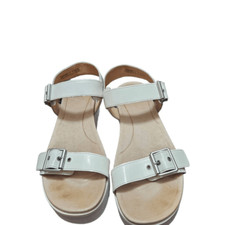 Ugg sandal