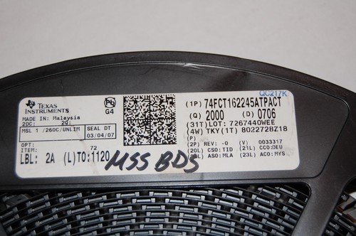 74FCT162245ATPACT -8-BIT, OTPROM, 2.1 MHz, MICROCONTROLLER, PQCC44 (LOTTO DI 50) - Foto 1 di 2