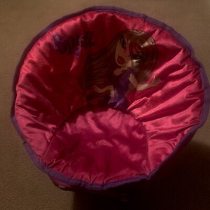 RARE Bratz Kids Foldable Round Chair Bright Pink and Purple