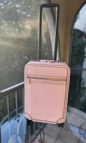 Michael Kors Travel Duo: Powder Blush Small Trolley and Weekender Duffle Bag MK - Picture 5 of 23