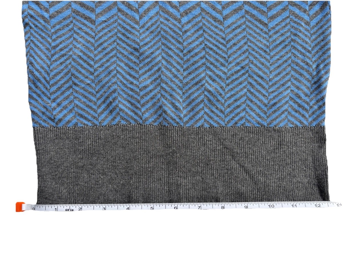 Express Gray Blue Chevron Knit Sweater Vest V Neck Size Small