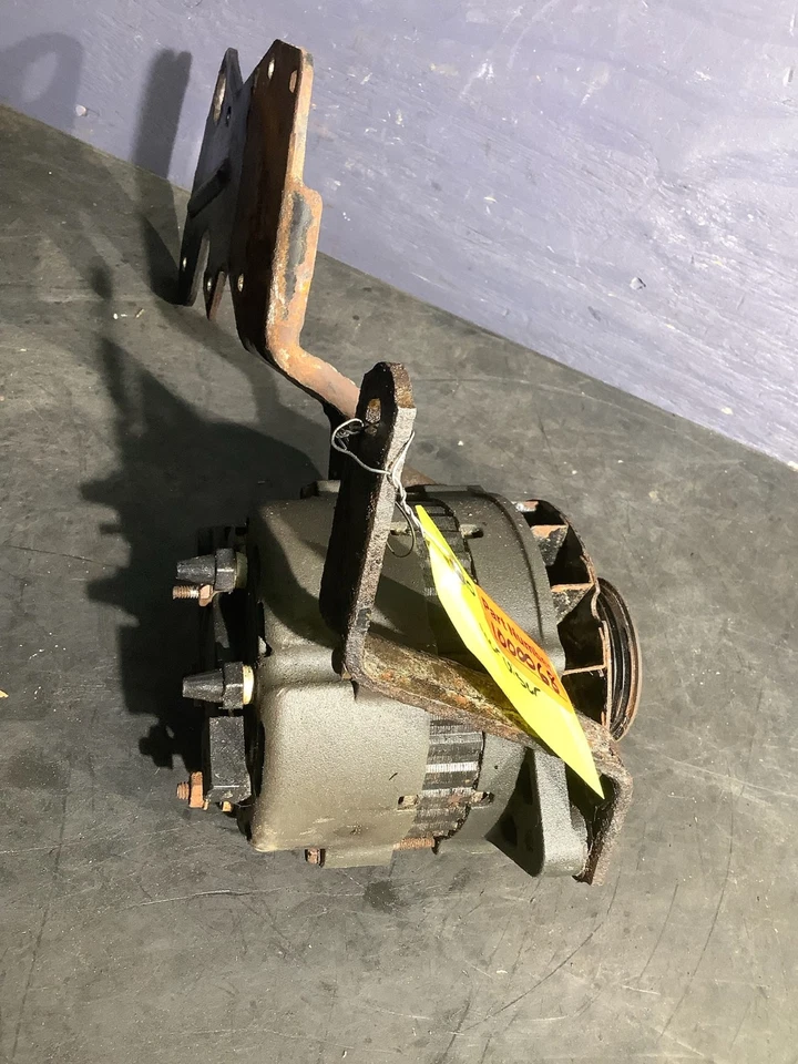 Mercruiser 5.0 Mando Type 65 Amp/12 Volt Marine Alternator + Bracket Assy. - Image 3 of 4