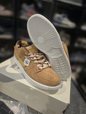Nike SB Dunk Low NOTE Manchester Brew Biscuit...