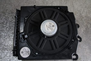 BMW 530D Touring E61 BJ04 3.0l 160KW Subwoofer Zentralbass 6929100