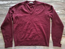 Men's Vintage Sweater Medium V-Neck Purple Classic Pullover USA Made Lambswool