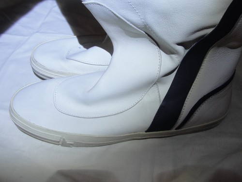 GOLDEN GOOSE SUPER RARE BOOTS - Picture 4 of 12