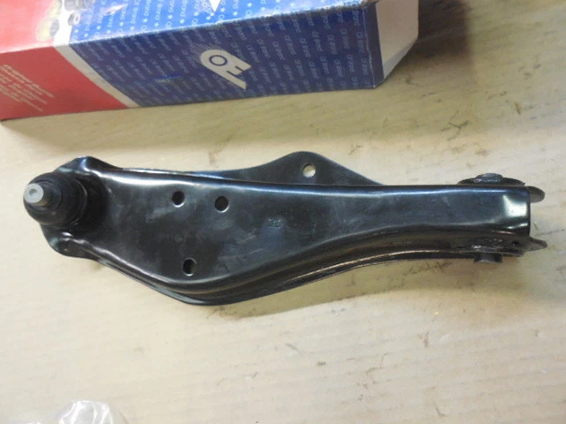 Braço de controle inferior direito com junta esférica # K9407 - Compatível com Honda Accord 1982 - 1985 - Imagem 2 de 4