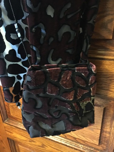 LISA VIOLETTO San Francisco Silk Velvet Burnout SCARF & Beaded Strap Evening BAG - Picture 4 of 12