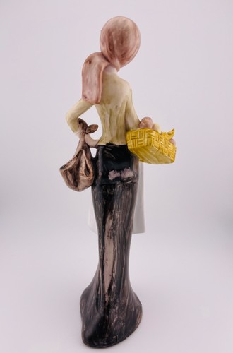 Depose Italy 2014 Fontanini Lady Fruit Basket Figurine Aliza’s Of Edina 11" Tall - Picture 6 of 16