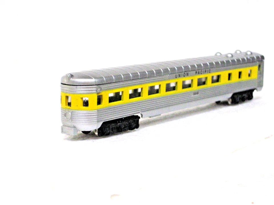 N SCALE UNION PACIFIC OBSERVATION  PASSENGER CAR #3041  MODEL POWER - Image 3 of 4