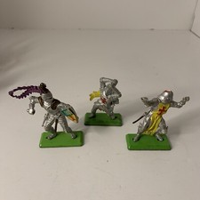 Britains LTD Deetail 1971 England Lot of 3 Knights Crusaders. No Weapons.