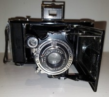 ZEISS IKON VINTAGE FOLDING CAMERA - NETTAR-ANASTIGMAT LENS