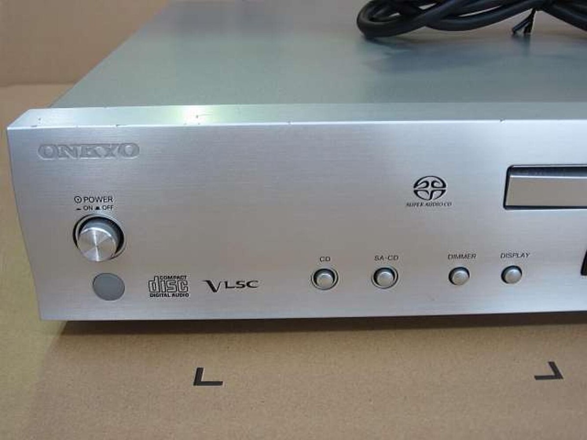 ONKYO C-S5VL Super Audio SACD CD Compact Disc Player MP3 ONKYO C-S5VL Super Audio SACD CD Compact Disc Player MP3
