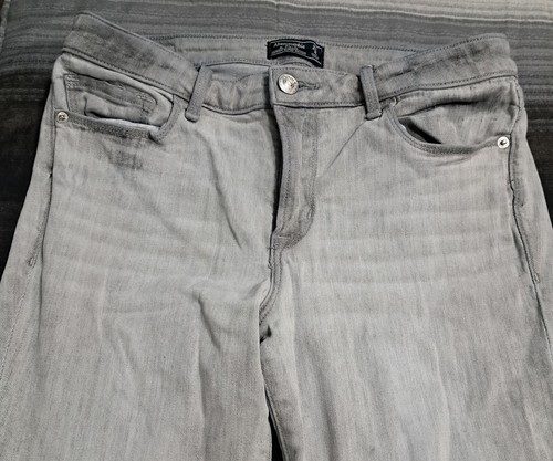 Abercrombie & Fitch Harper Super Skinny Light Wash Jeans 27/4 (MEASURES 28x27) - Picture 4 of 5