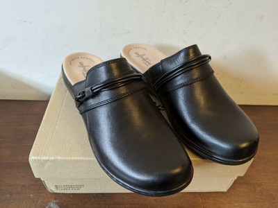 clarks leisa clover clog