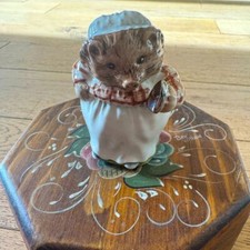 Beatrix Potter Mrs Tiggy Winkle Ceramic Figurine