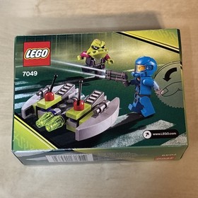LEGO Space: Alien Striker (7049)