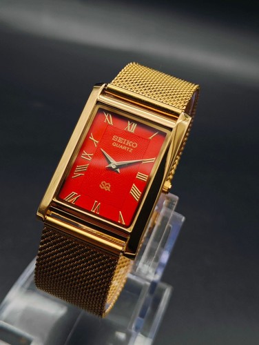 Vintage Classic Seiko Slim Quartz Men's Wrist Watch