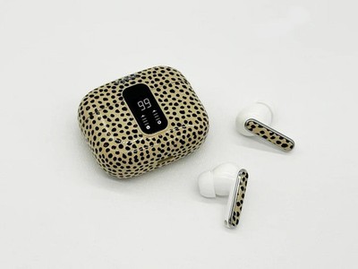 VYBZ True Wireless TWS In-Ear Earbuds + Charging Case & LED Display - LEOPARD