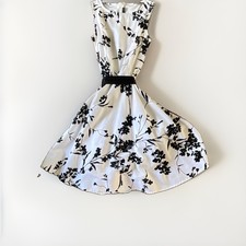 Dress Vintage style Dani Cee White/Black Floral Fit & Flare Sleeveless V-Neck