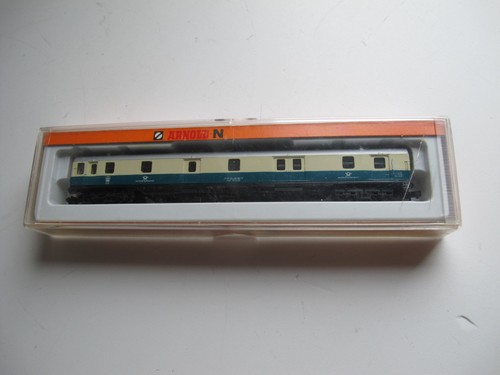 Arnold 3281, Bahnpostwagen, Post mr-a/26, 4-achsig, beige/blau, Neu, unbespielt | Zustand: Neu