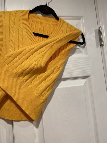 NWOT Marigold Yellow Size S V Neck Pullover Soft Cable Knit Cropped Sweater Vest - Picture 5 of 9